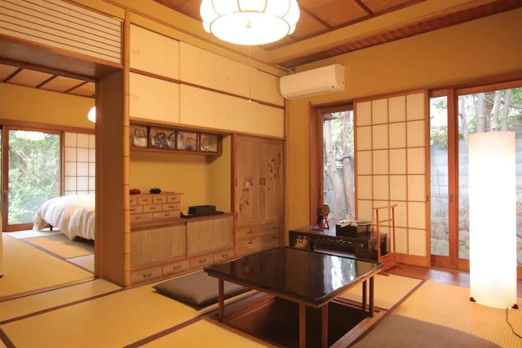 Villa Yamaguchi House,Historic Private House With Open-Air Hot Springs à Hakone 0*,  Japon